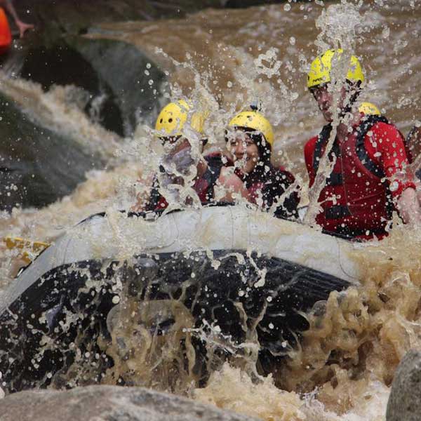 wwr-1-full-day-white-water-rafting-mae-taeng-river-chiang-mai-thailand-tours-4