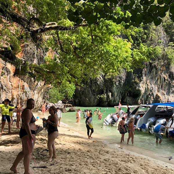 Premium-One-Day-Trip-Krabi-4-islands-Hopping-Tour-By-Speedboat-4