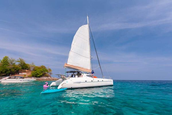 coral-island-rent-charters-sailing-catamaran