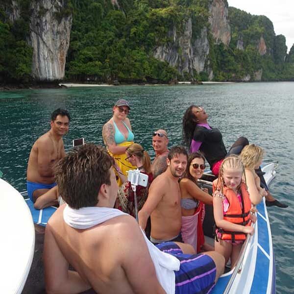 phuket-phi-phi-island-hopper-deluxe-speedboat