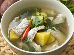 phuket-kathu-thai-cooking-school-beef-soup