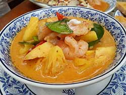 thai-cuisine-cooking-school-blue-elephant-red-curry-chicken-with-fresh-pineapple