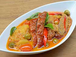 thai-cuisine-cooking-school-blue-elephant-roast-duck-in-red-curry