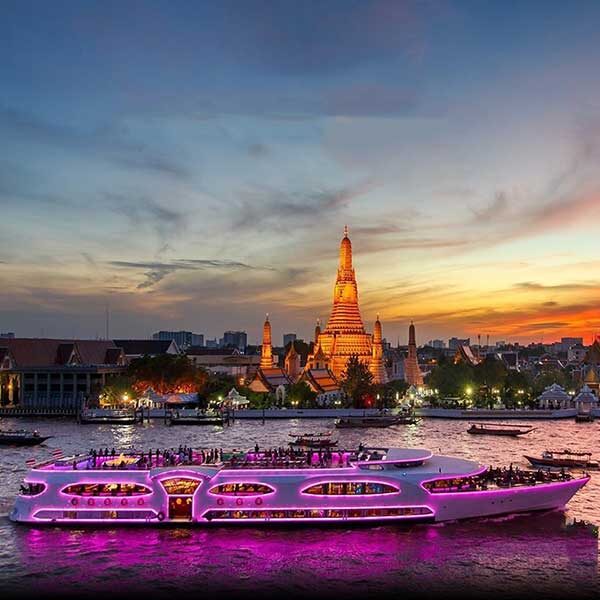 Amazing-Luxury-Dinner-CruiseWonderful-Pearl-Bangkok