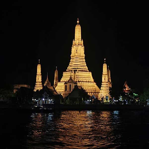 Bangkok-Luxury-Dinner-River-Cruise-Wonderful-Pearl