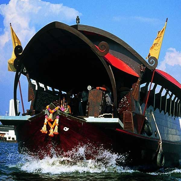 bangkok-luxury-dinner-manorah-cruise-2