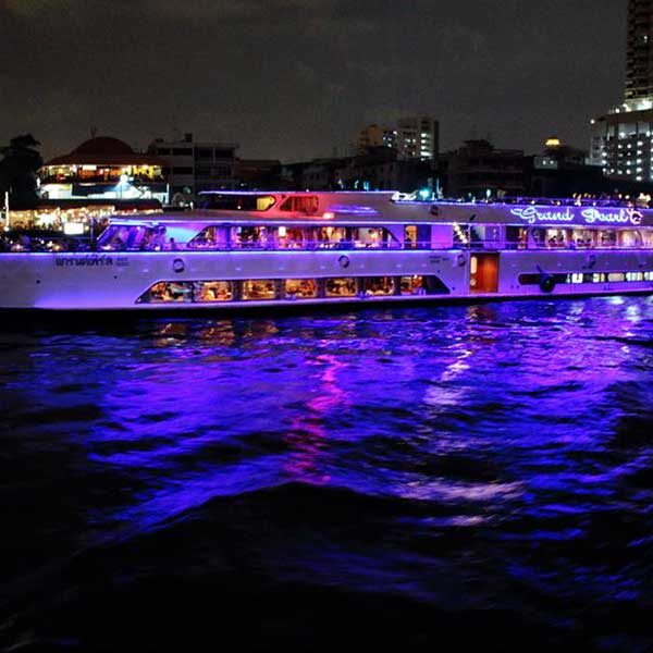 dinner-cruise-bangkok-grand-pearl-boat