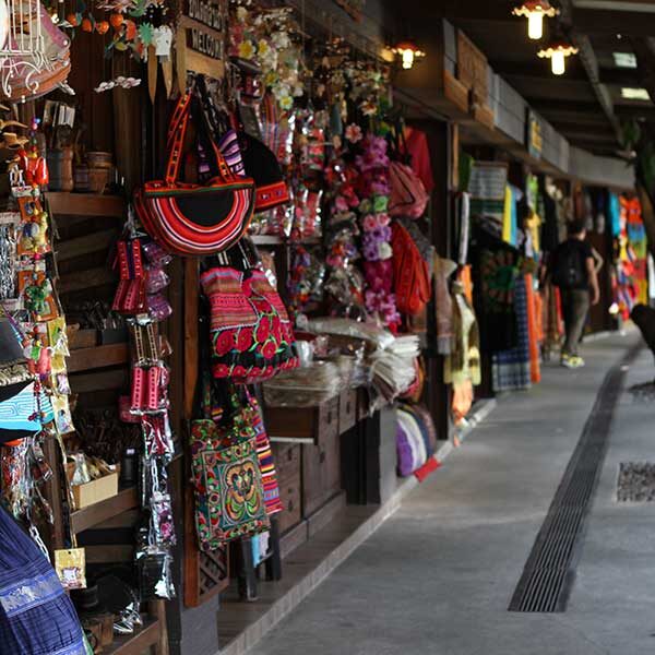 Thai-Village-Rose-Garden-Bangkok-2