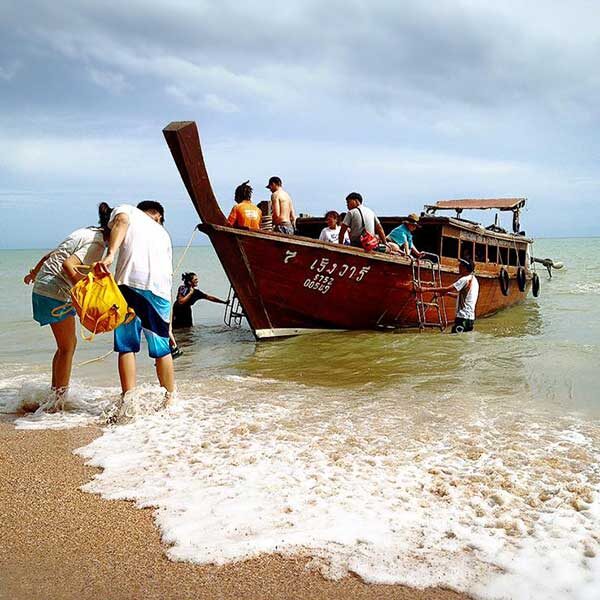 Krabi-One-Day-Trip-Hong-Island-by-long-tail-boat-5