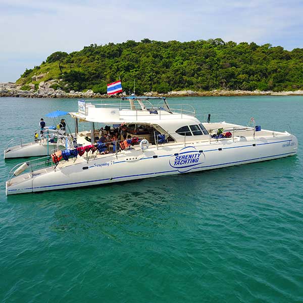 catamaran in thailand