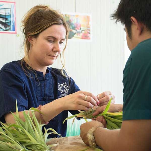 learning-tiger-experience-full-day-chiang-mai