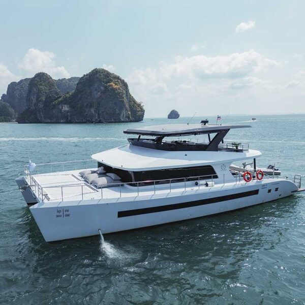 krabi-day-trip-4-islands-yacht-catamaran
