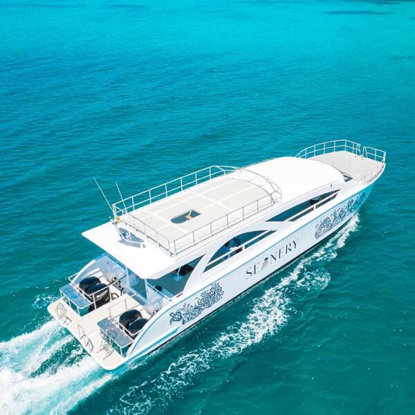 Phuket-new-luxury-speed-catamaran-tour-Phi-Phi-Maya-Bay-Sunset