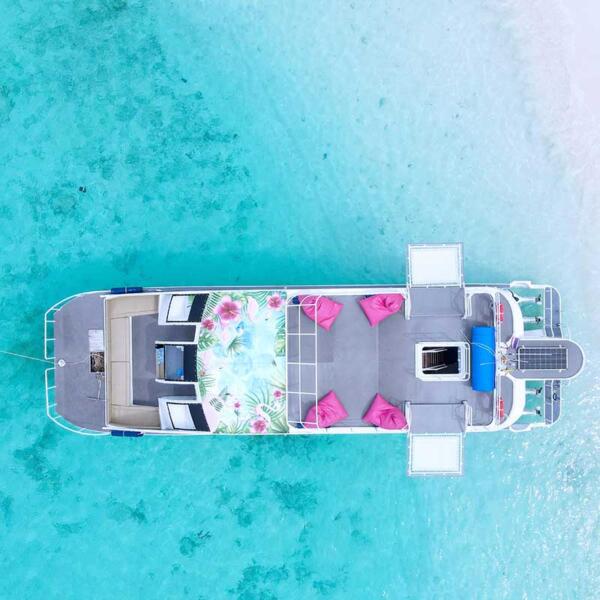 speed-catamatan-phuket-tour-phi-phi-islands-maya-bay