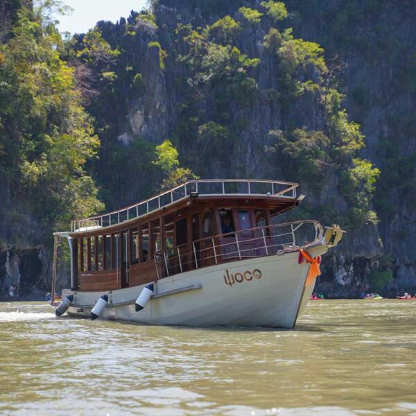 Khao-Lak-Exclusive-luxury-longtail-boat-Phang-Nga-Bay-&-James-Bond-7