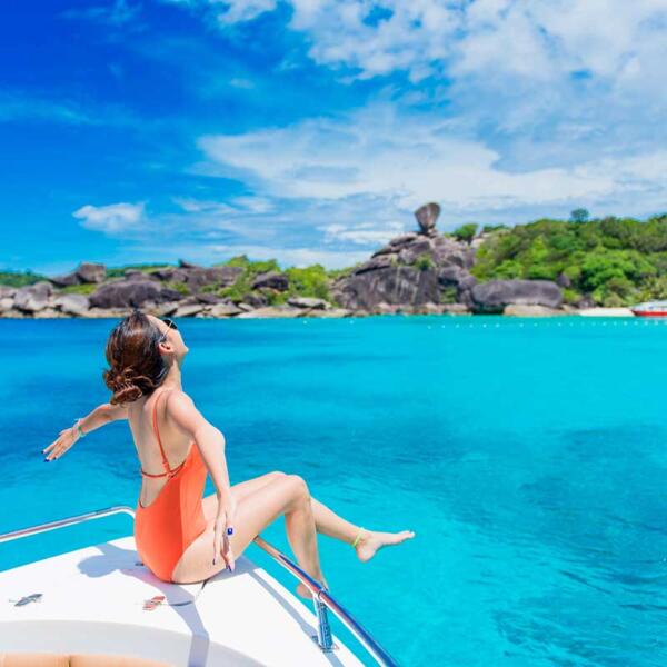 Similan-Island-Day-Trip-with-Excursion-Speed-Boat
