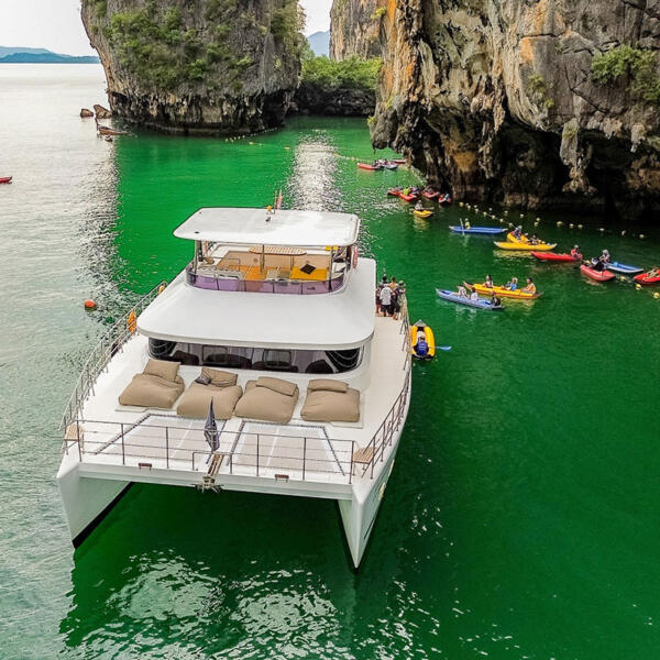 Motor-Yacht-Catamaran-Tours-James-Bond-Island-Sunset