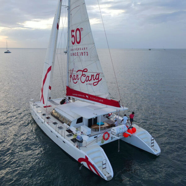 Phuket-Private-Charter-Sailing-Yacht-Catamaran-Vela