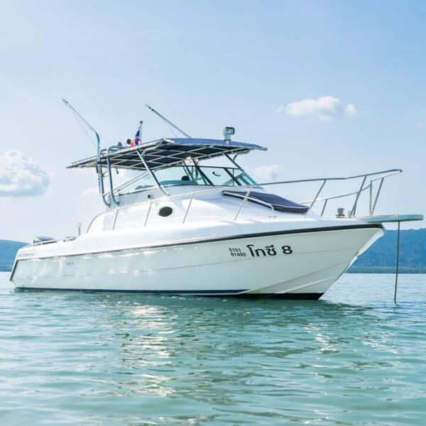 Phuket-Rent-Private-Premium-Speedboat-Max-6-pax.