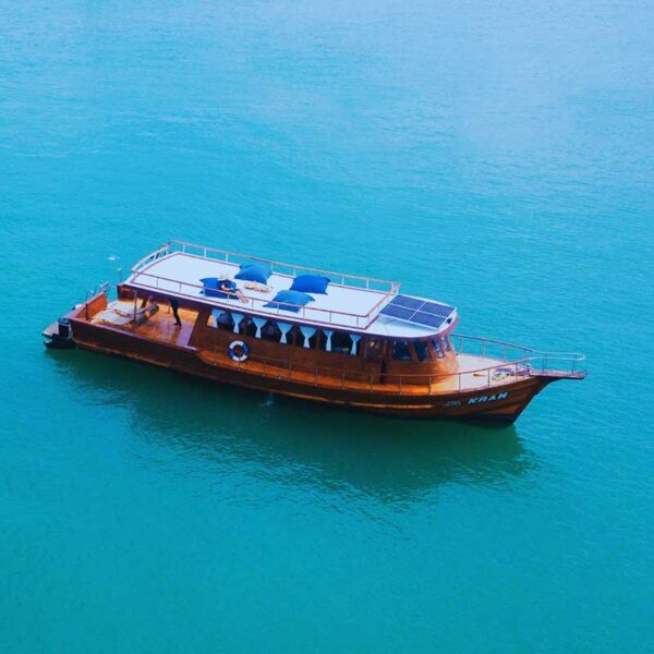 Premium-Vintage-Wooden-Boat-Phuket-Half-Day-Coral-Island