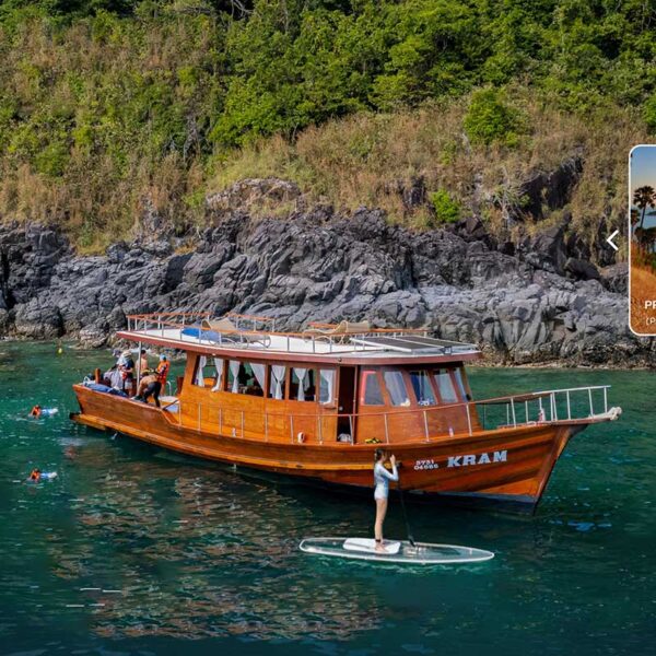 Romantic-Sunset-Vintage-Wooden-Boat-Phuket-Coral-Island