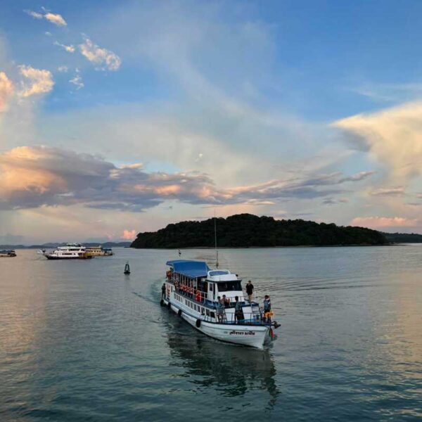 Phuket-Afternoon-Tours-James-Bond-Island-Sunset-Plankton